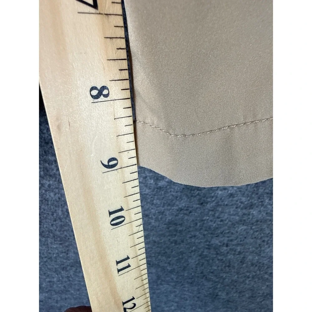 J.Crew 9 Inch Tech Shorts Khaki Tan Mens Size 33 AL096 Polyester Performance EUC - Picture 6 of 10